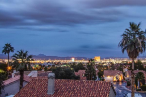 fabulous city view home, pool & mall, Las Vegas